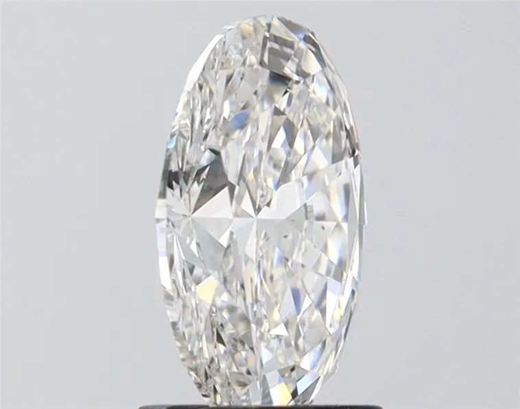 2.02ct Oval Lab Grown Diamond (Colour E, Clarity VVS2, IGI Certified)