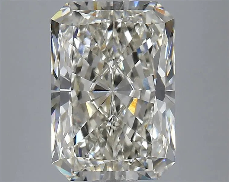 4.11ct Radiant Lab Grown Diamond (Colour I, Clarity VVS2, IGI Certified)