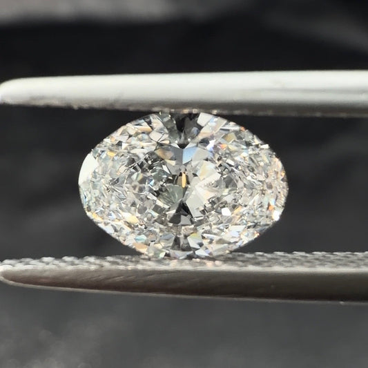 1.00 Ct Oval Cut Lab Grown Diamond (Colour D, Clarity VS1, IGI Certified)