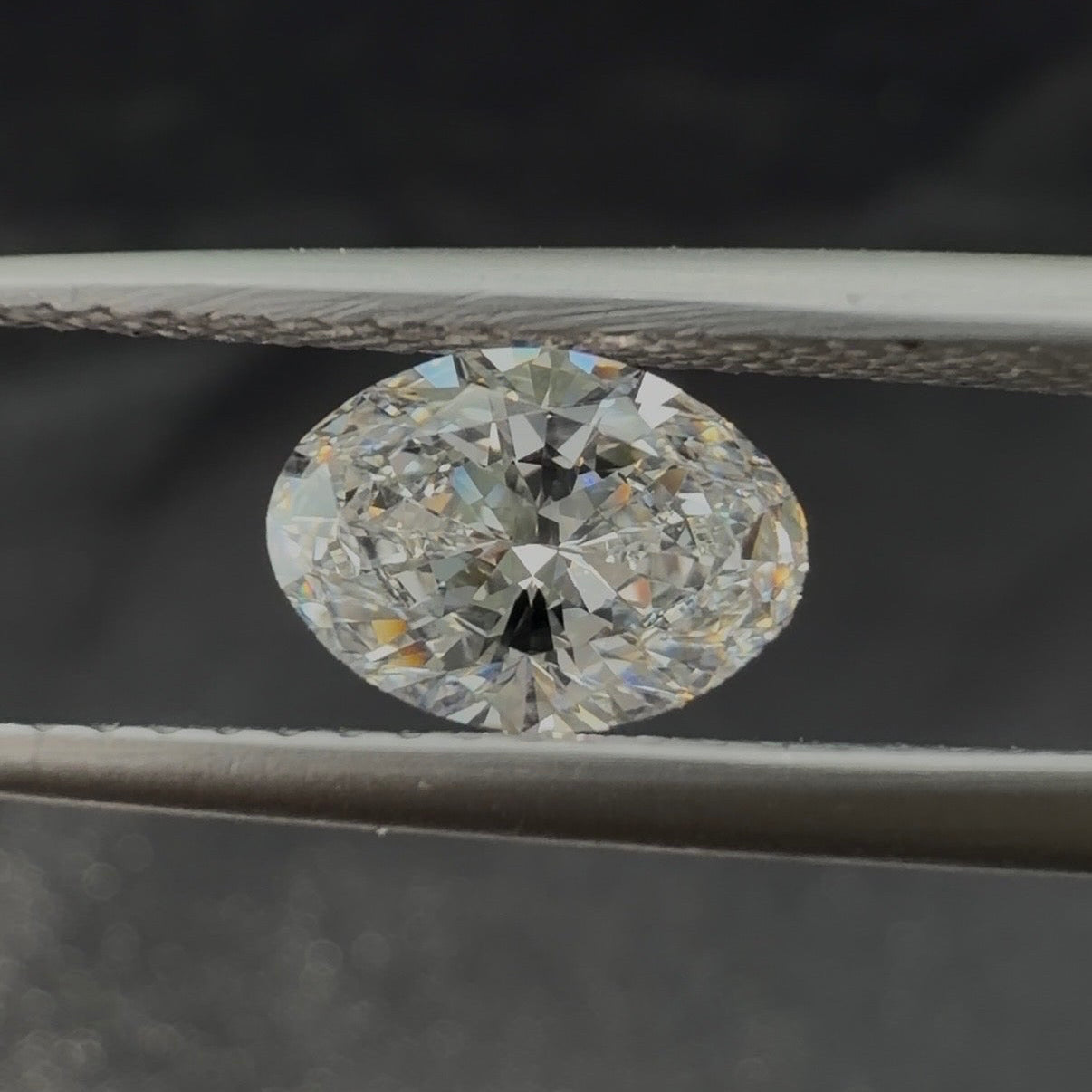 1.00 Ct Oval Cut Lab Grown Diamond (Colour D, Clarity VS1, IGI Certified)