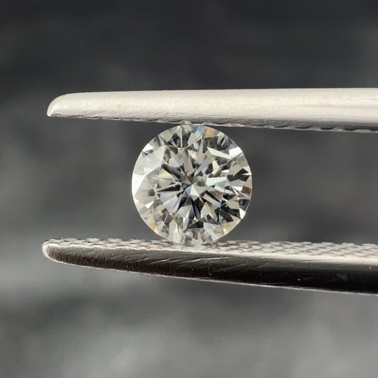 0.36 Ct Round Brilliant Cut Natural Diamond (Colour G, Clarity VS2, GIA Certified)